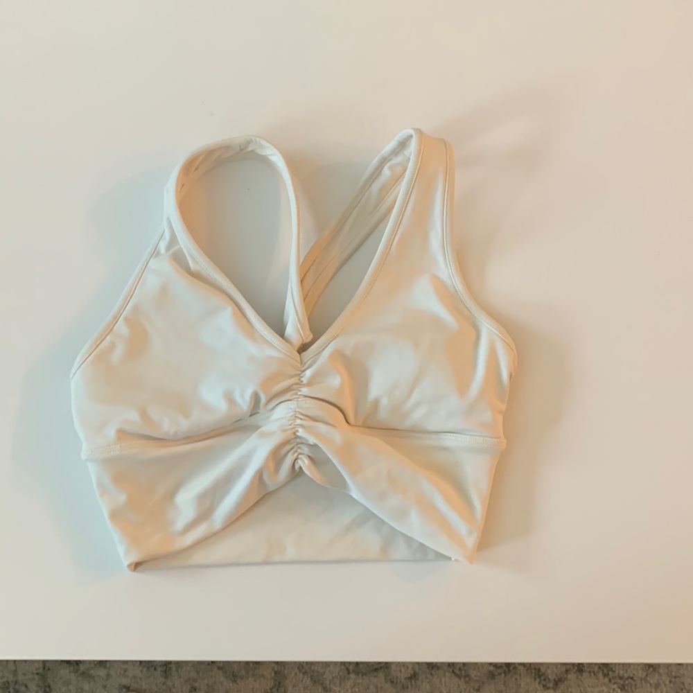 Alo sports bra